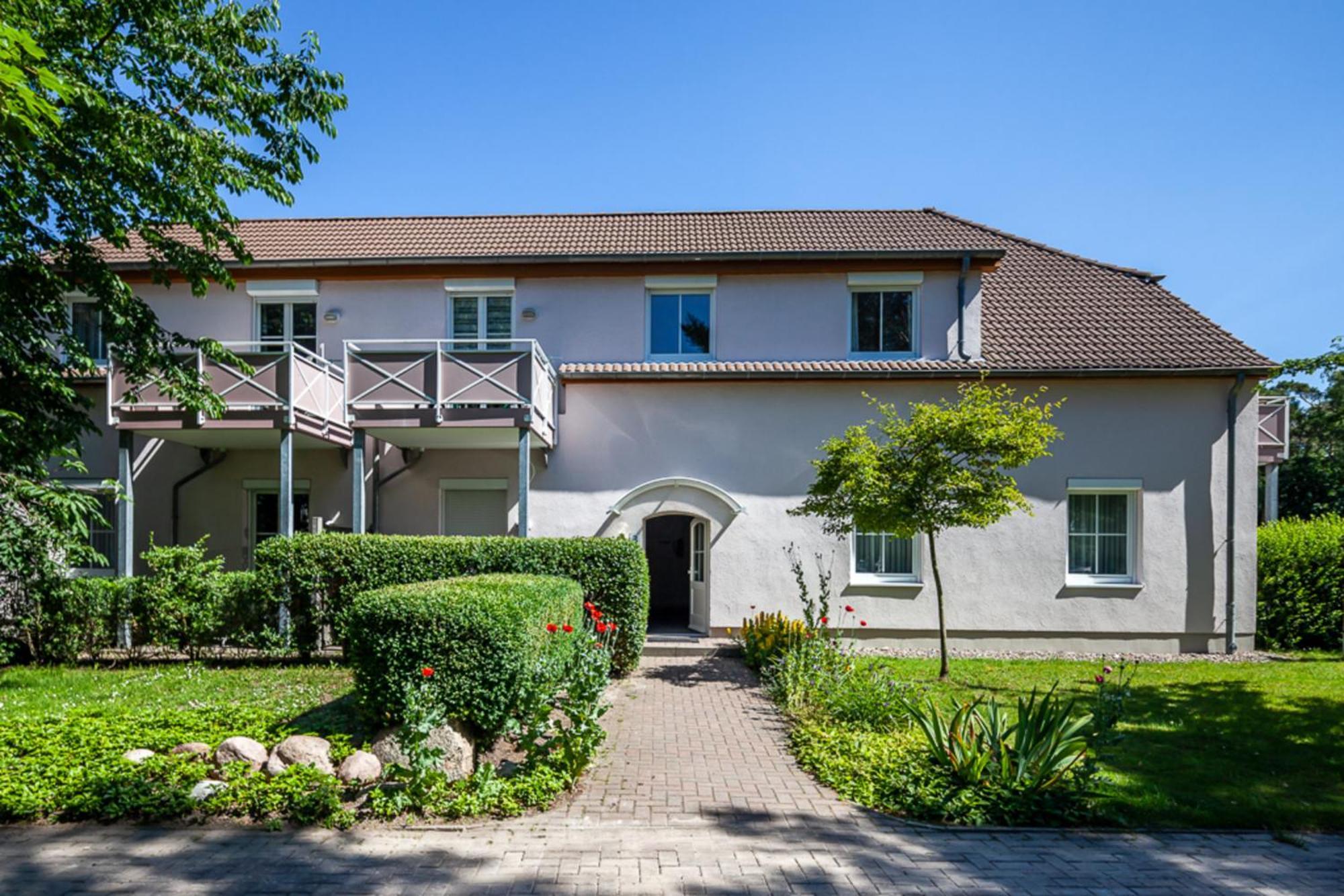 Ferienwohnung "Strandgut" Neuhaus  エクステリア 写真