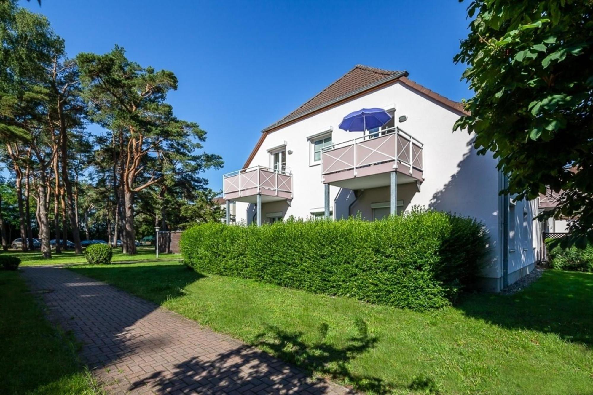 Ferienwohnung "Strandgut" Neuhaus  エクステリア 写真